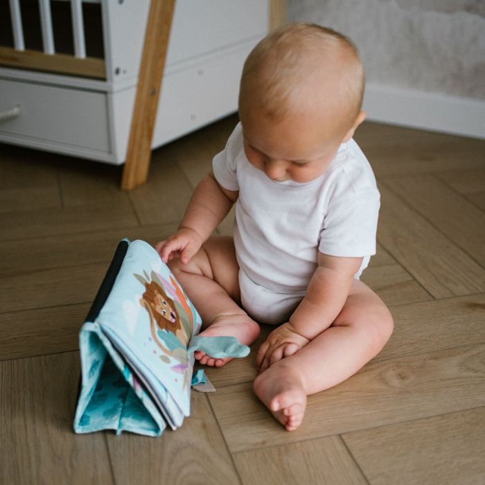 Babyono knygutė sensorinė safari 1564