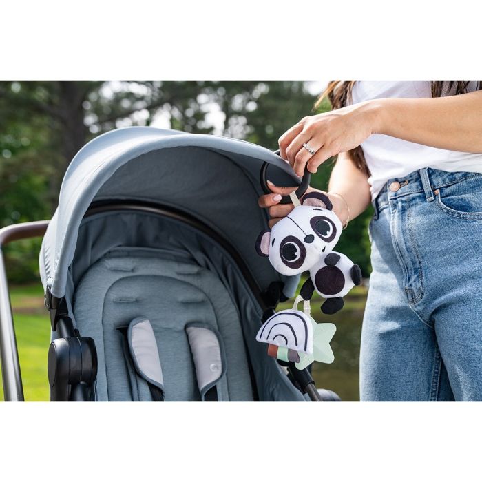 Tiny Love žaislas pakabinamas panda juoda balta