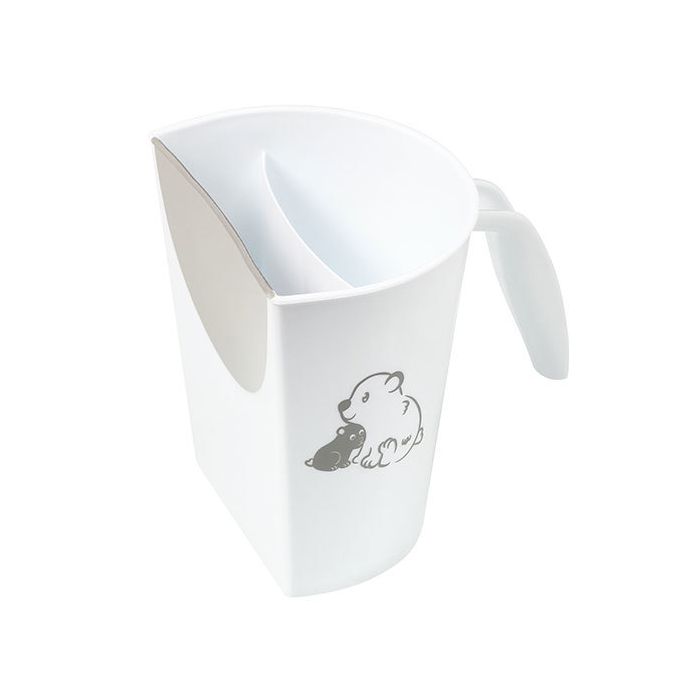 Pehme juuste pesemiseks kann valge