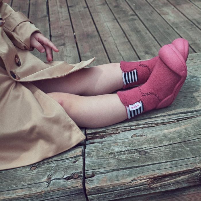 Beebi kingad  Attipas "Rainboots red" 