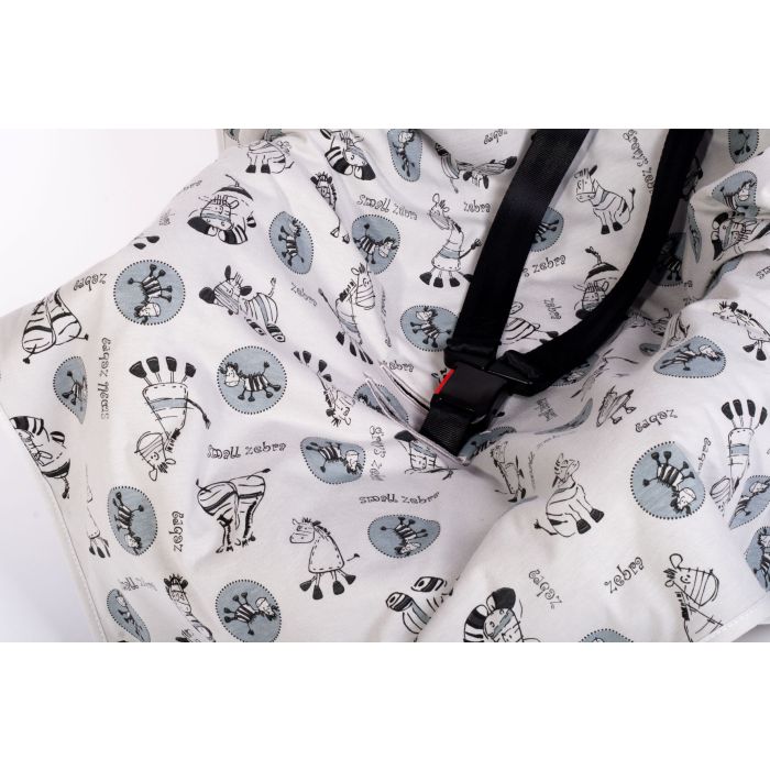 Soojakott-tekk vankrisse/turvatool  "Zebra" 80x80 cm