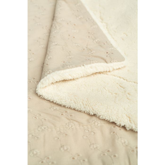 Beebi tekk  "Silky ornament" 100x80 cm beige