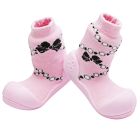 Pirmi batai kūdikiui